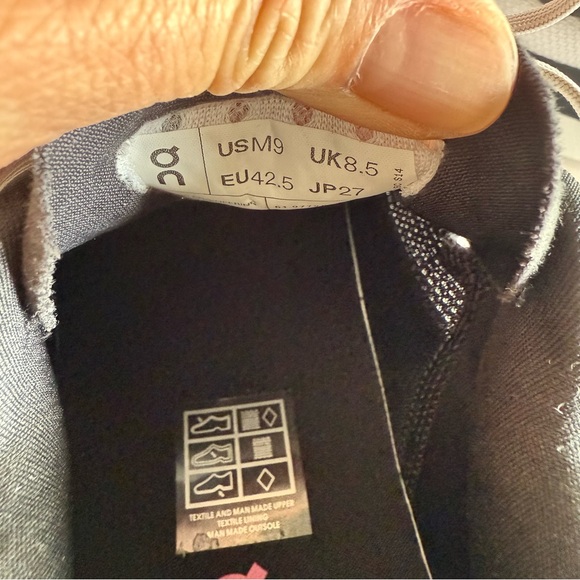 On cloud Monster - Picture 8 of 8